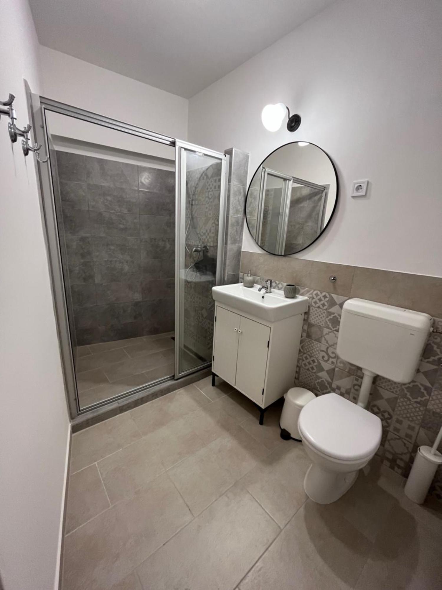 אגר Pacsirta Apartmanhaz מראה חיצוני תמונה